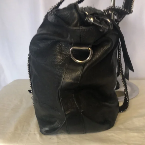 JOELLE HAWKINS large black genuine leather shoulder handbag. Silver hardware. - Picture 6 of 14